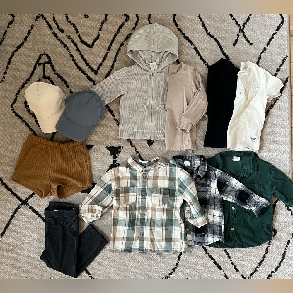 ♥️ Lot of Boys 12-18M Neutral Clothes